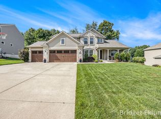 2840 N Saddle Ridge Ct NE, Rockford, MI