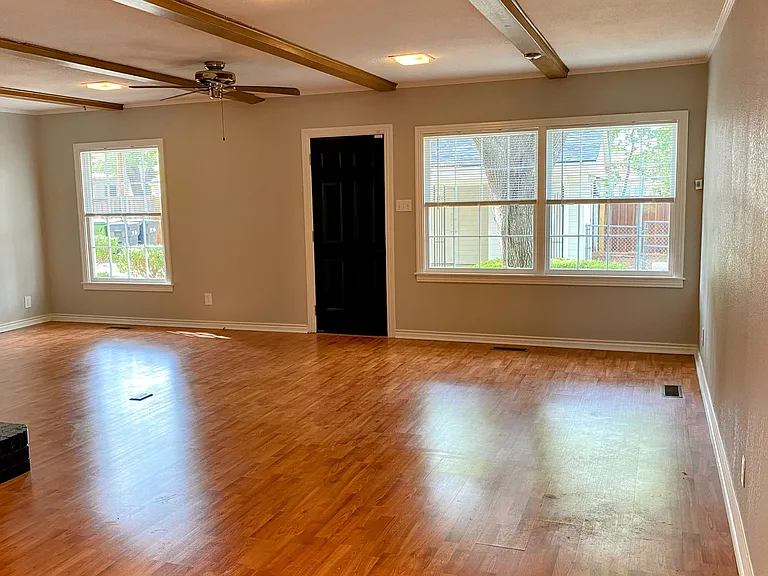 3825 Hubby Ave — Photo 19