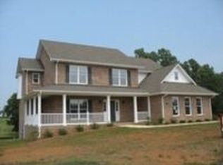1052 Rio Ln, Forest, VA 24551
