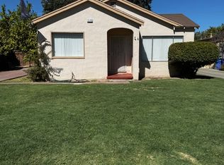 1518 N Green St, Hanford, CA 93230