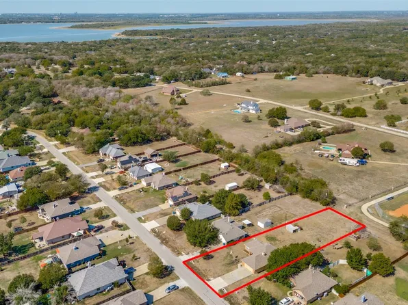 632 Lakeshore Blvd, Oak Pt, TX 75068