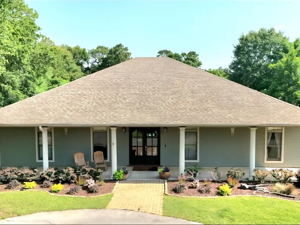 8312 Clamshell Ave, Ocean Springs, MS 39564