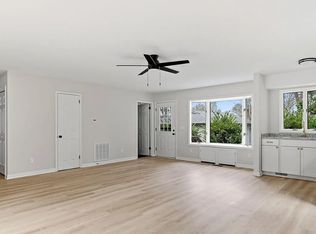 102 Scuppernong Ct #102, West End, NC 27376