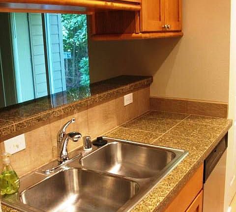 Kitchen - Granite Countertops