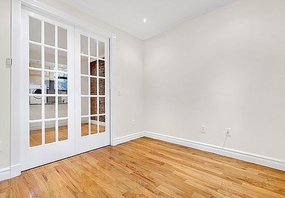 5th image of 344 E 85th St APT 2J