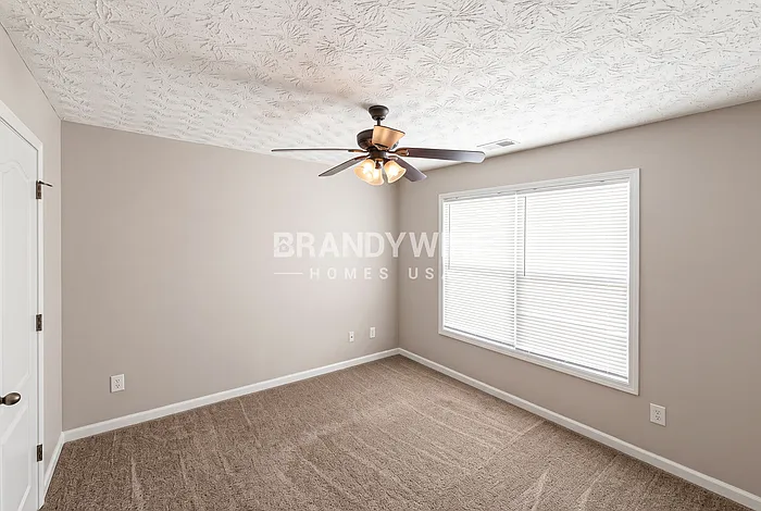 725 Terrace Trl — Photo 17