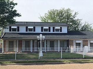 2017 70th St, Lubbock, TX 79412