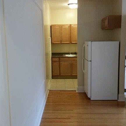 5th image of 5465 S Everett Ave APT 1A