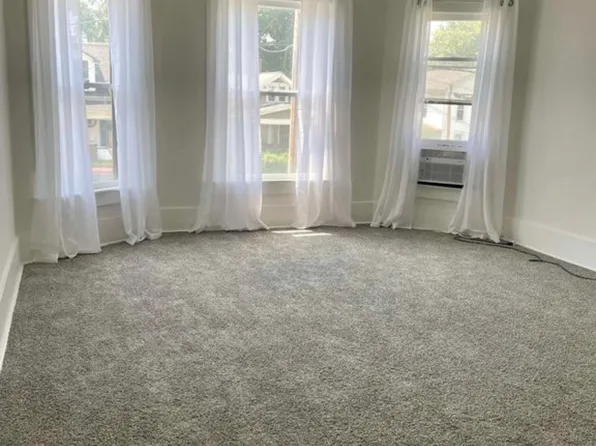 615 Eppley Ave, Zanesville, OH 43701