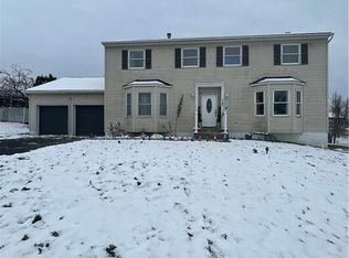 67 Capital Dr, Washingtonville, NY 10992