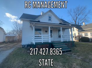 14 N State St, Danville, IL 61832