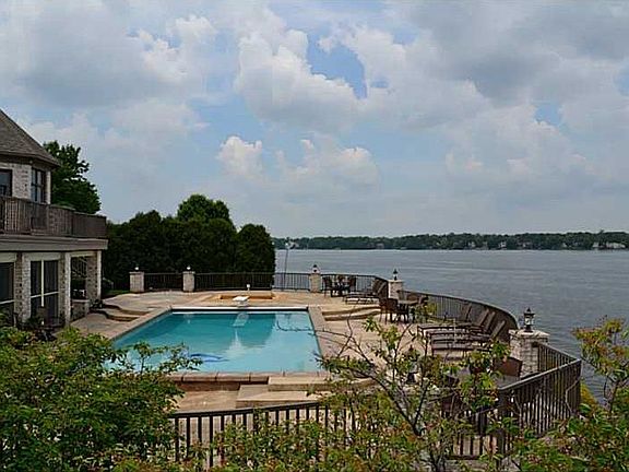 Pool Deck