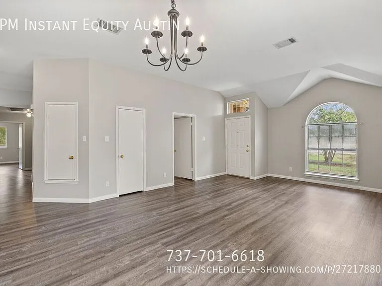 1510 Barcus Dr — Photo 7