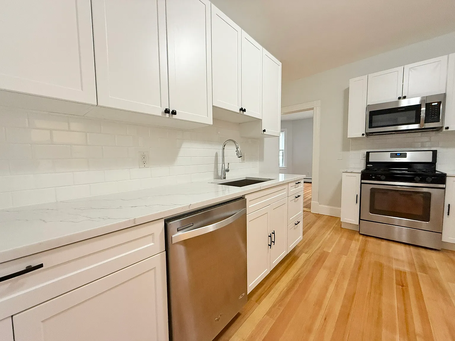 15 Romsey St — Photo 1