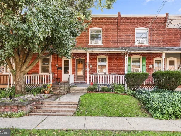 326 W 5th St, Lansdale, PA 19446