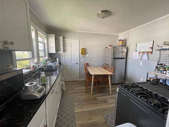 3rd image of 60 Buzzell Ln #2