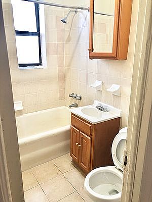 4th image of 520 W 174th St APT 5D