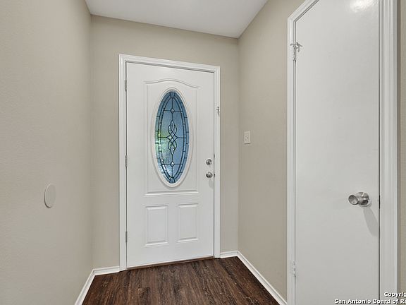 3rd image of 221 MEADOW DR
