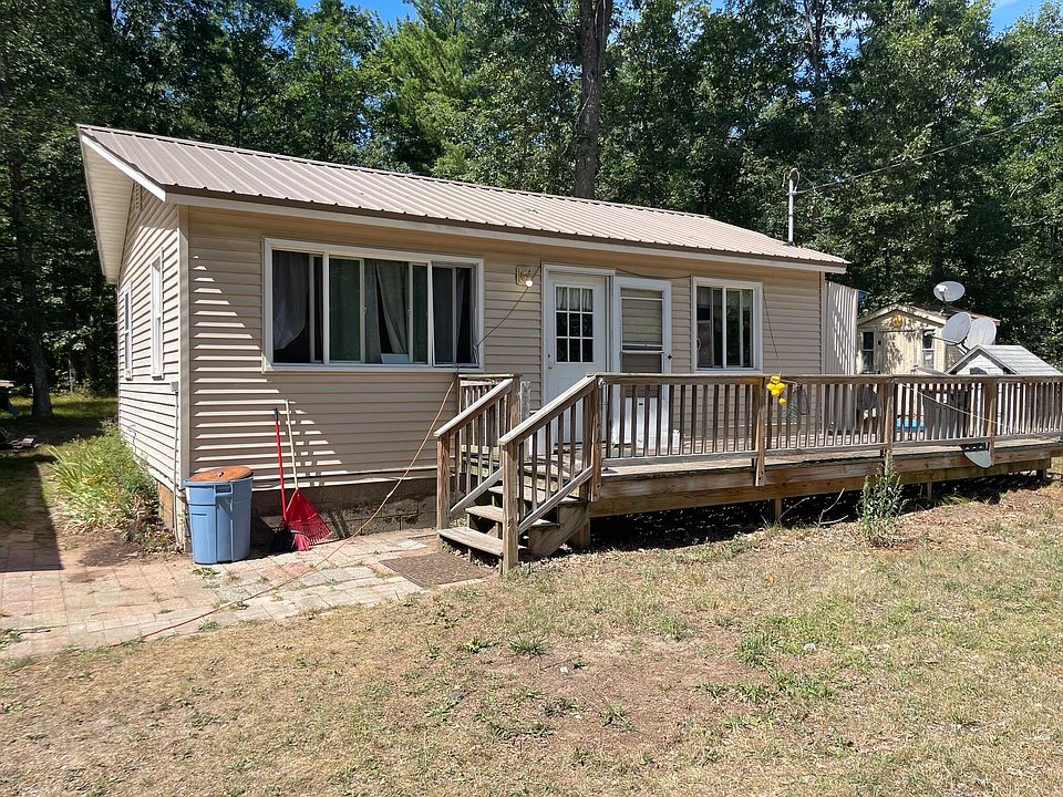 1st image of 3774 Susan St