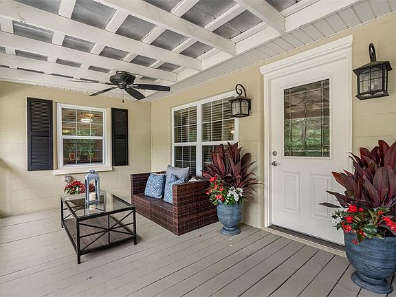 4th image of 20451 Gardenia Dr