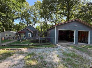 277 N 6th St, Flippin, AR 72634