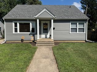 434 Ingleside Ave, Aurora, IL 60506