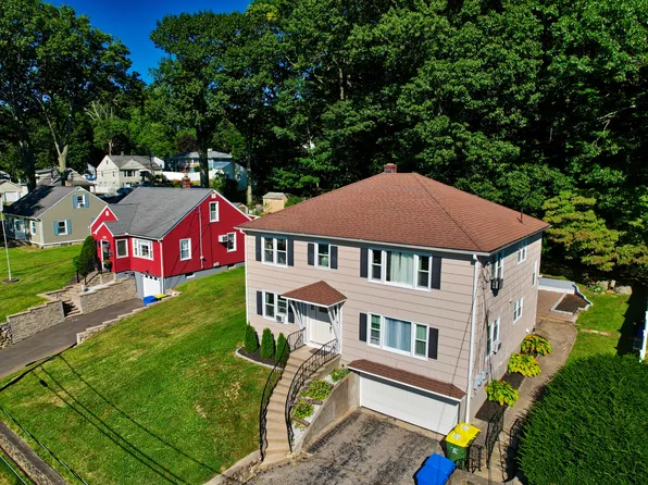 82 Middlefield Avenue, Waterbury, CT 06705