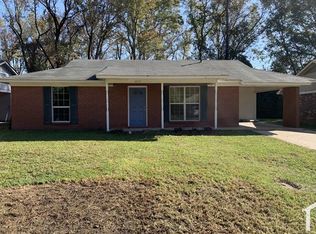 6712 George Washington Dr, Jackson, MS 39213