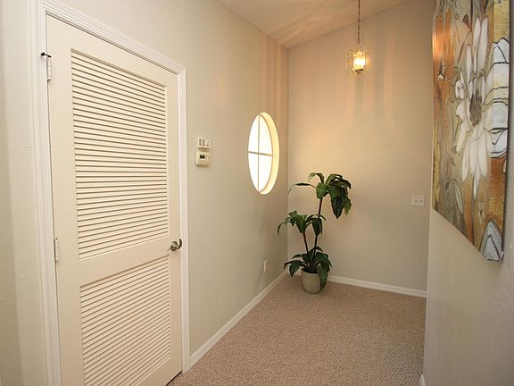 5th image of 89 Silver Oaks Cir APT 5204