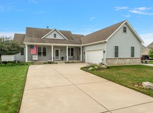 2755 Kildare Courtyard, Valparaiso, IN 46385