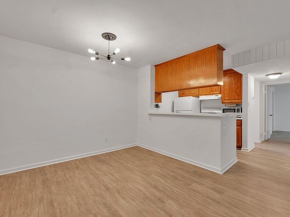 2nd image of 5700 Etiwanda Ave Unit 156