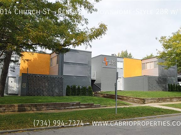 3rd image of 1014 Church St Townhome S