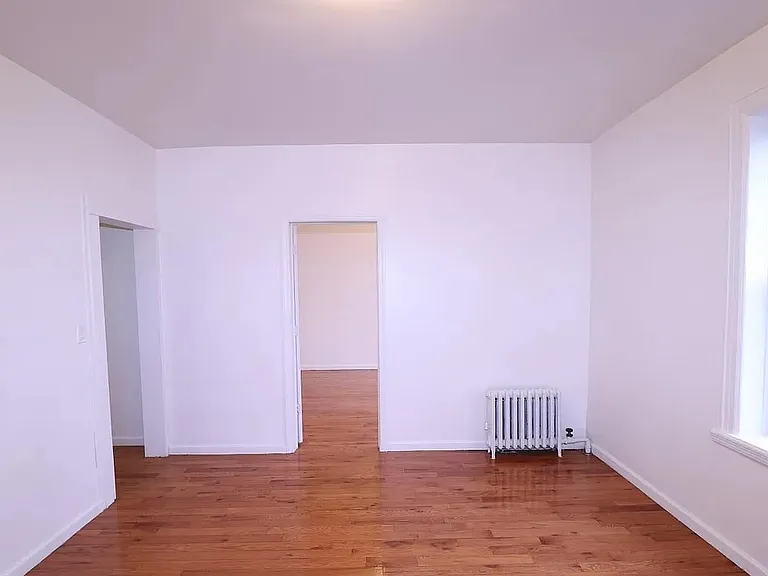 102-45 Corona Ave #R3D — Photo 6