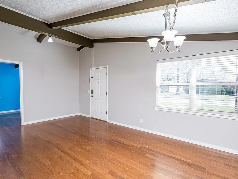 4602 Karla St — Photo 7