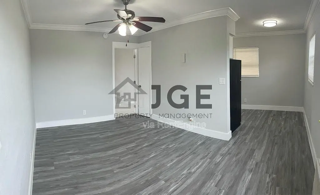 1 bed, 1.0 bath, $1,600 — Photo 4