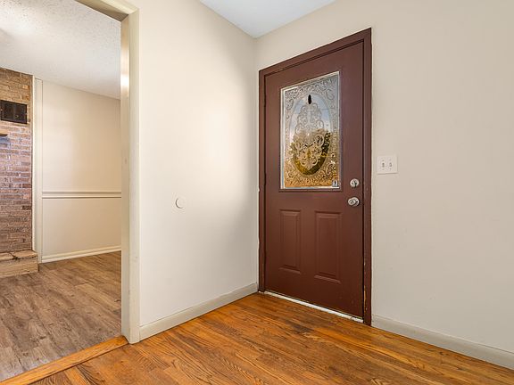 4th image of 132 Broyles Dr