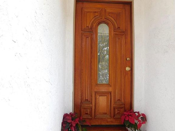 3rd image of 3748 Summershore Ln