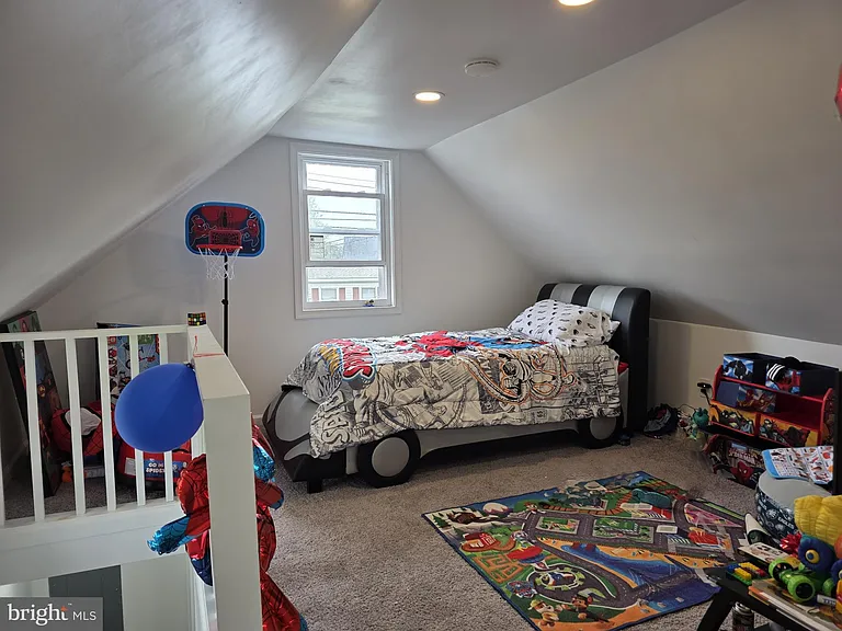46 Lincoln St — Photo 13