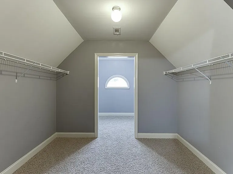 940 Chateau Forest Rd — Photo 53