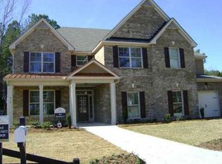 4816 Locherby Dr, Fairburn, GA 30213