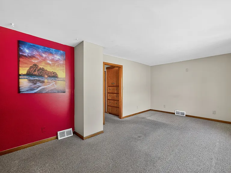 221 Ellen St #221 — Photo 8