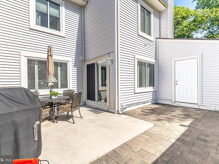 251 Fir Tree Ct — Photo 40