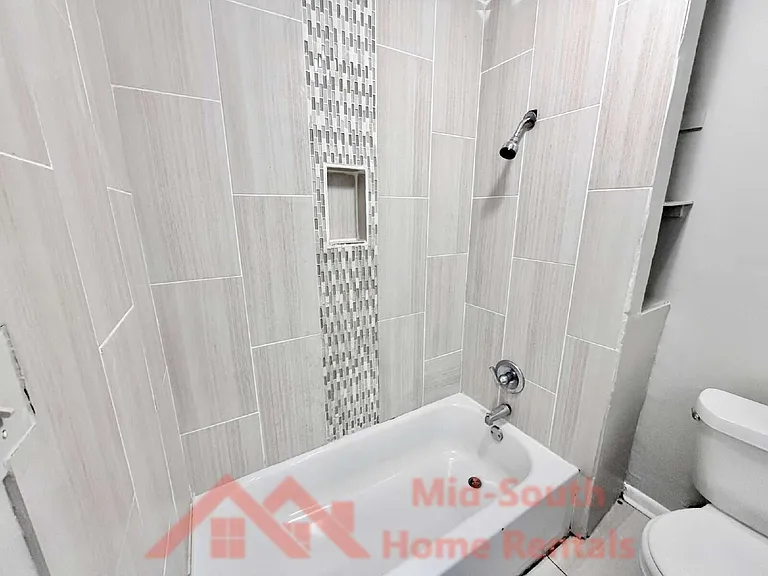 1549 Patton St — Photo 15