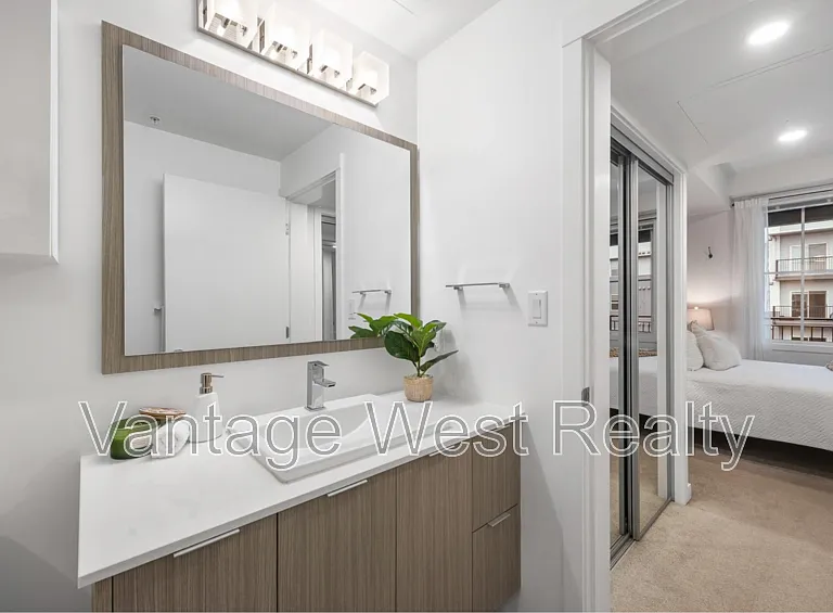 1775 Chapman Pl #Penthouse 12 — Photo 11