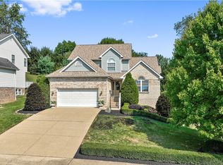 315 Sean Dr, Coraopolis, PA