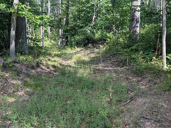 3rd image of 9 Fawn Lake Rd