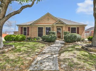 1864 Silent Shore Ct, League City, TX 77573
