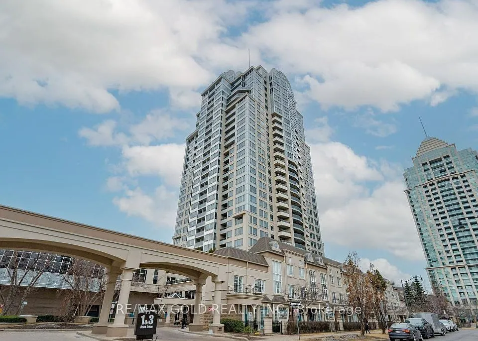 1 Rean Dr #702