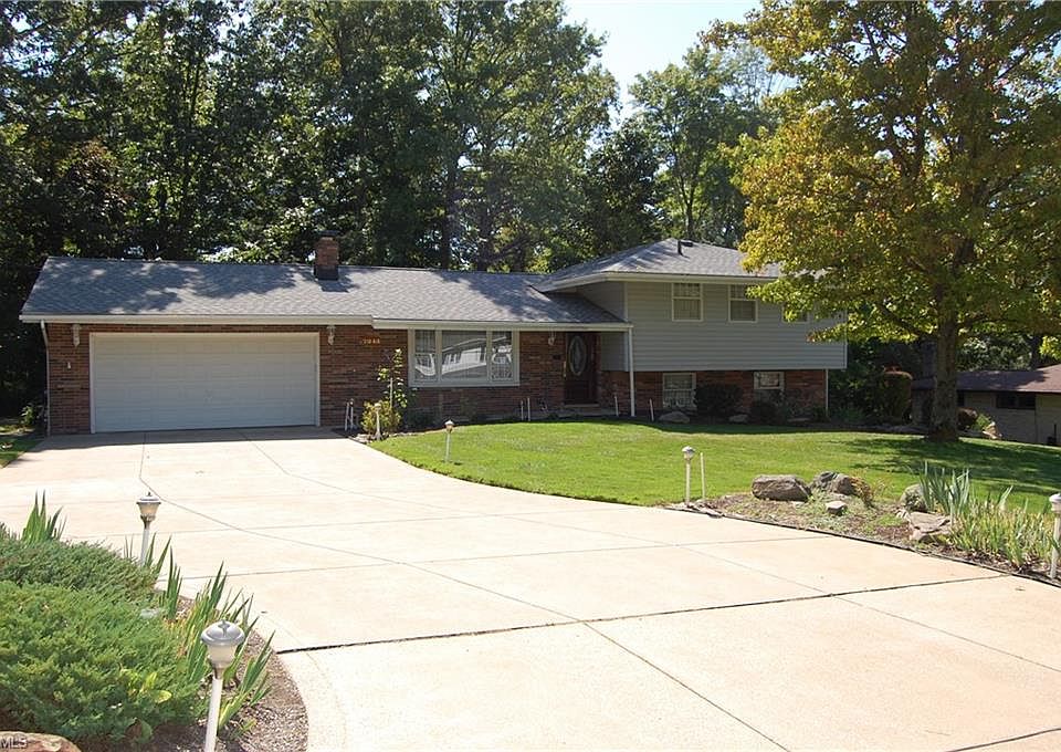 1st image of 7343 Julia Dr