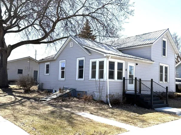 325 2nd Ave NW, Plainview, MN 55964